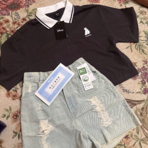 優待で購入した娘のコーデ
ベイマックスの襟付きシャツにダメージ加工ショートパンツ